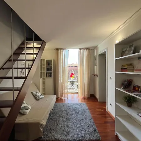 Persefone Apartment *