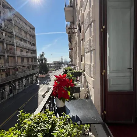 Persefone Apartment